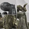 Northeuins Resin Octopus Figurines Retro Animal Statue Art Ornement décoratif Bureau de bureau Accessoires de décoration de chambre à coucher Objet Gift 240411