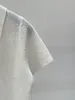 325 2024 Letnia marka pasa startowego w tym samym stylu Swater krótki rękaw biały lapa szyi moda ubrania wysokiej jakości Women Shun