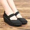 Chaussures décontractées xihaha High Help Houghtable Women Loafers Platform Cales Automne Slip sur les pompes à talon Danse carrée