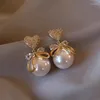 Kolczyki Dangle 2024 Crystal cyrkon miłosne serce dla kobiet elegancka imitacja Pearl Bow Kolczyka ślubna luksusowa biżuteria