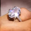 Küme halkaları ışıltılı 6 ct büyük oval kesim zirkon halkası ile mikro döşeli cz 925 Sterling Gümüş Kadınlar Moda Takı Kadın