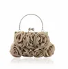 Femmes Rose Flower Sof Sac dames Floral Pink Hands Hands Manding Weddal Wedding Party Purse Fashion Beneful Small Day Crayt Chain