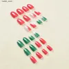 False Nails Xmas Red And Green Fake Nails Round Head Press on Nail Glossy Snowflake Pattern Fake Nail Tips for Girl Christmas Manicure Gifts Y240419 Y240419