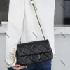 2024 Mini Chain Flant Bag Пешеообразование дизайнерская сумочка высококачественная кошелька поперечной кошельки дизайнеры женские сумки для плеча женщина роскошные сумочки оптом