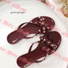 Summer Women Beach Flip Flops Chaussures Classic Quality Damesd Ladies Cool Bow Knot Flat Slipper Femme Rivet Jelly Sandals Chaussures 28