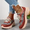 Buty zwykłe 2024 Spring Chunky Non-Slip Sport Comfort-Up Lace-Up Ladies Pu Canvas Splic Sneakeers Zapatosfashion Women's Sneakers