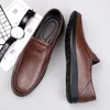 Chaussures décontractées mode masculine en cuir authentique confortable pour hommes slip onofers doux confortable élégantes homme officiel bureau