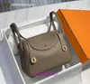 Herrmms Lindiss Designer Einkaufstaschen zum Verkauf High -End -Qualität Leder Womens Bag Mini kleiner tragbarer Messenger -Arzt Krankenschwester mit originalem Logo