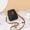 Layer Head Cowhide Damestas enkele schouder Crossbody Crossbody Leuke en modieuze shell mobiele telefoonproduct