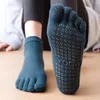 Vrouwen sokken winter vaste kleur unisex dikke dans yoga vijf vinger niet-slip kousen sportfitness