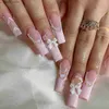 Falska naglar 24 st lång kista falska naglar rosa fjäril med strass franska design bärbara falska naglar enkel press på naglar tips konst y240419d3gh
