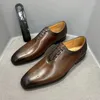 Klänningskor äkta läder Oxford En bit handgjorda formella klädsel Business Men's Office Wedding Men Shoe 2024