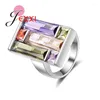 Cluster anneaux charme de couleur arc-en-ciel jolie bague pour fille 925 Engagement de mariage en argent sterling avec zircone cubique de haute qualité