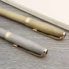 Canetas 2022 luxo de alta qualidade 75 tinta de metal caneta dourada escova de penas de penas de penas de artigos de papelaria suprimentos de canetas de tinta