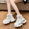 Buty zwykłe Wysokie najlepsze 7 -cm Chunky Obcase Sneakers Damskie platforma kostki buty zimowe grube jedyna skórzana kobieta botas mujer