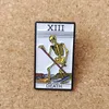 Halloween Tarot Death Film Film Zitate Badge niedliche Anime -Filme Spiele Harte Emaille Pins Sammle Cartoon Brosch Rucksack Hat Bag Collar Revers Lapel Abzeichen S800012