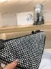 Triangolo femminile a forma di raso Crystal Hobo Spalla Borsa con cristalli sintetici all-over bling borse a traborgia per bling Luxurys per la festa della festa Accessori serali