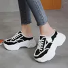 Casual Shoes 2024 Canvas Platform Comfort High Heels Woman Slides Thick Bottom White Women Slippers spetsar upp kilar halv toffel