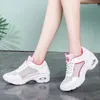 Scarpe casual Sneaker da donna Sneaker che ballano allacciata le donne esterne traspiranti della femmina che gestiscono Zapatos de Mujer