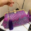 Shell 2023 Vintage Kadın Çiçek Debriyaj Tasarımcısı Kilit Klip Klip El Yapımı Zincir Omuz Çantaları Crossbody Çantalar Tassel Glitter Çantalar