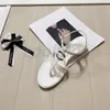 2024 Designer Vintage Fashion Beach Sandalen Luxus Pool Slipper Frauen Beige Sommer Beach Outdoor Cool Maultier Größe 35-41