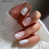 False Nails 24pcs 짧은 핑크색 거짓 손톱 프랑스 줄무늬 디자인 웨어러블 가짜 손톱 전체 커버 팁 아트 Y240419 Y240419