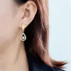 Boucles d'oreilles étalon 316l Fashion en acier inoxydable Foncerie financière Niceau Natural Embed Zircon Postule de zircon Droplet pour les femmes
