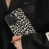 Mobiltelefonfodral Creative Leopard Cow Silicone Leather Case för iPhone 15 14 13 Pro Max 11 12 SE 7 8 Plus X XR XS Max Soft stockproof Cover J240418