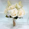 Fleurs décoratives Rose artificielle artificielle élégante bouquet de fausses fleurs nuptiales élégantes avec des feuilles vertes réalistes ruban réutilisable