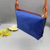 Dames Retail Groothandelszakken 95% korting op Designer onderarm portefeuilles dubbelzijdige bolsas kleurzak een hoofdpassende grote vouwkoppeling schouder casual mode nylon handtas