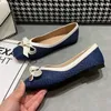 Chaussures décontractées Femme 2024 Woven Bow Square Toe Ballet Flats Femelle Soft Sole Grande Fashion Chaussure Femme