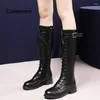 Botlar Comemore Kadınlar 2024 Dantel Up Knight Boot Kemer Tokalı Kadın Önlük Uzun Sonbahar Ayakkabı Bayanlar Uyluk Yüksek Büyük Boyutu 43