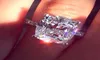 Mode smycken klassiska stilringar för kvinnor silver färg Noble 4 Claw Ring Gift Cubic Zirconia Square Wedding Ring1883419