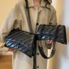 Borse blu borse borse borse borse di clessidra di alta qualità per donne e pieghe invernali nuovo popolare a catena trasversale di nicchia portatile