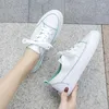 Designer di scarpe di fitness sneaker in pelle in pelle di marca casual con donna vulcanizzata femmina vulcanizzata piattaforma bianca tennis femmina 2024