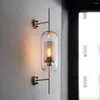 Lampada a parete Nordic Creative Light Simple Restaurant Cafe Bar Lampade di stile industriale soggiorno Decorazione del letto bagno