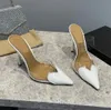 Nya klara PVC -spetsiga tår Stiletto Heel Mules tofflor Sandaler Patentläder tofflor Kvinnors lyxdesigners Sandaler Top Quality Evening Party Bridesmaid Shoes