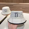 Designers pour hommes chapeau de seau pour femmes chapeaux ajustés multicolours réversibles designers concepteurs chapeaux mènes