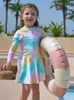 Girl Swimwear OnePiece Kidrens Guard Sparro de manga larga Falda de la falda Swimsuit Upf50 UV Protection UV Beach Swimming Pool Vestido 240415