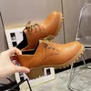 Casual schoenen 2024 Spring en herfst Fashion Simple Oxford Anti Slip Dikke Sole Damesronde Hoofd Kruisband enkele schoen