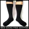 Marques de chaussettes masculines coton hommes formels avec une robe sexy à rayures en mail