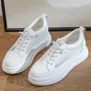 Chaussures décontractées comemore en cuir blanc 2024 automne légère chaussure féminine semelle douce baskets d'été pour femmes tennis noir 34