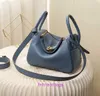 Sac fourre-tout de créateur de luxe Herrmms Lindiss Store en ligne Nouveau sac de vache de vache maman Mom Docteur en cuir authentique One épaule