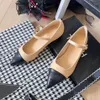 Designer pointed dress shoes classic ballet flat shoes Women luxury casual black white temperament party wedding shoes