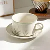 Canecas canecas vintage caneca tulipas de porcelana xícara de cerâmica Europa com pires de pires de mesa desenhada xícaras de café decoração em casa decoração