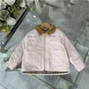 New Brand Girls Boys Down Jacket Luxury High Quality Automne and Winter Children's Trench Coat Trench's Taille de 100 cm-160 cm A10