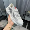 Америка для кубка патентной кожи Дизайнерские обувь Америка Кубка Кубка Nappa Flat Trainers Розовые голубые мужчины сетчатой шнурок высокой повседневной резиновой тренер