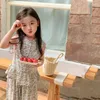 Kledingsets Kinderpak 2024 Zomermeisje Prinses Loose Garden Stijl Koreaanse editie Bloemen Lace Doll -jurk Wijd been broek