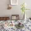 Tavolo tavolo retro blu floreale tovaglia nicchia di nicchia di sfondo di cotone in lino cotone frigorifero frigorifero