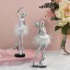Northeuins Nordic Luxury Cute Ballet Girl Harts Figurer Dancer Statue Home Bedroom Desktop Decoration Objects Birthday Present 240416
